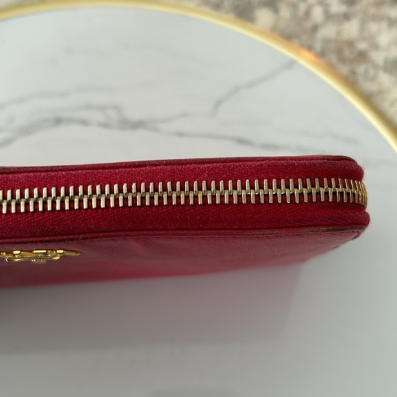 PRADA PINK Zippy Wallet with Card - Picture 10 of 13